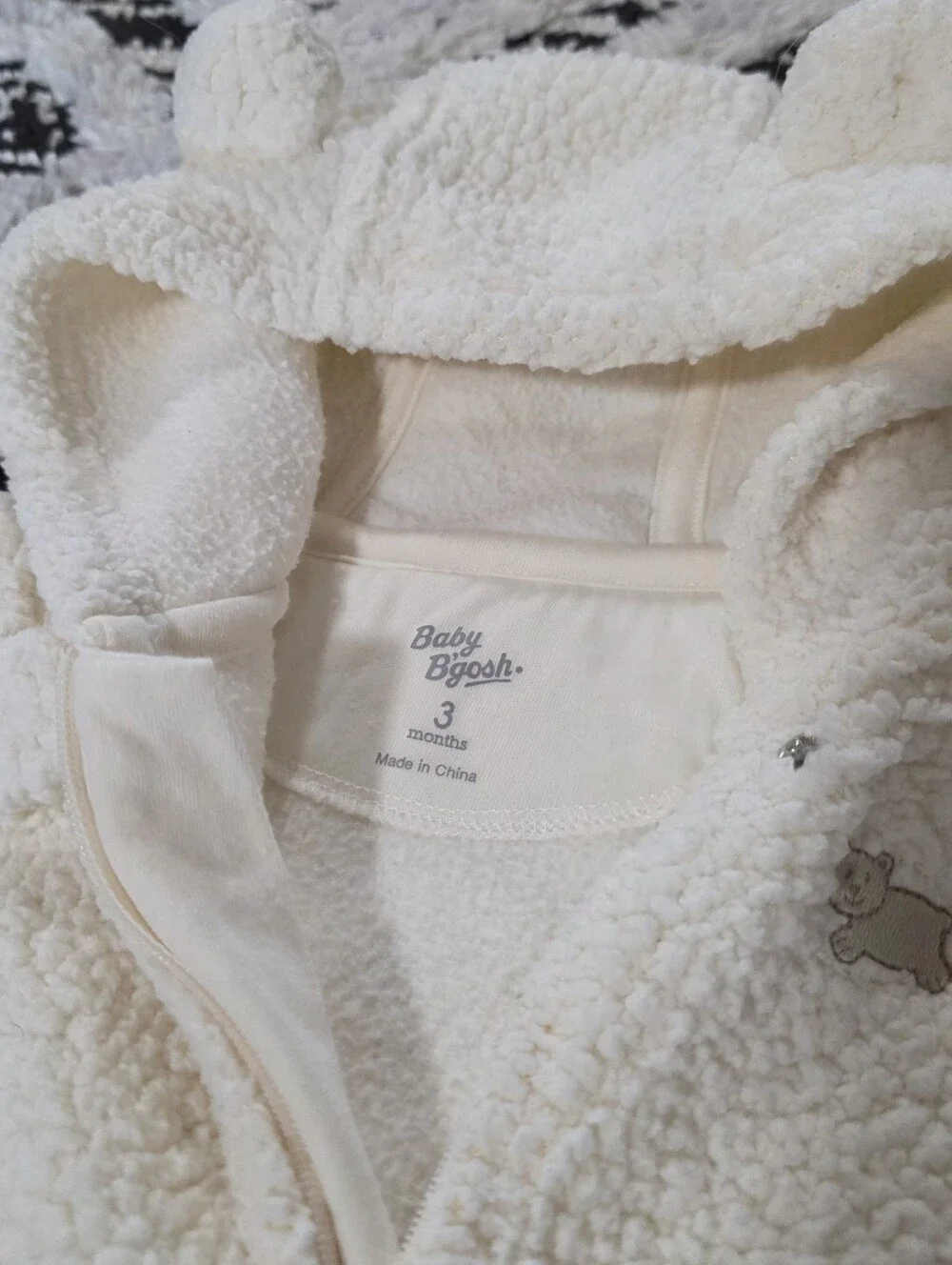 OshKosh B'Gosh Baby Boy Cream Teddy Bear Fleece ZipUp Hooded Footie Sleeper 3M